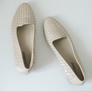 Vintage Trotters Woven Flats
